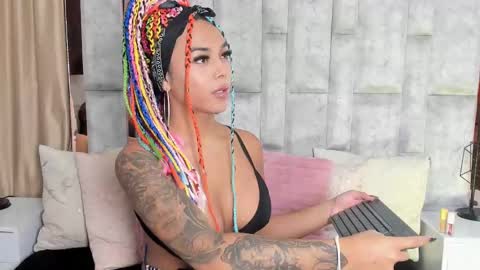Snapshot of tina_noa chatting on October 2025 11:41:02 AM Tina noa online show from October 2025 11:41:02 AM