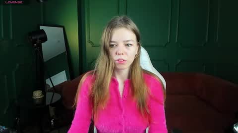 tina_tayllor__ online show from February 2026 06:06:02 PM