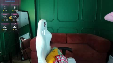 tina_tayllor__ online show from February 2026 12:43:02 PM