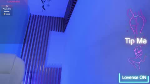 Tina  online show from December 2025 05:02:02 AM