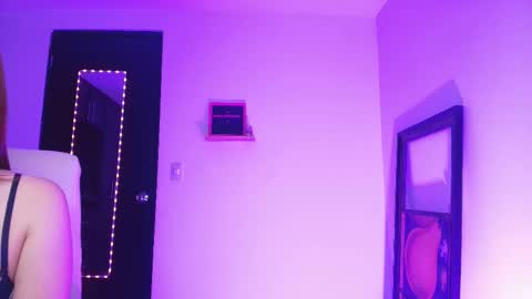 Tina  online show from February 2026 07:17:01 AM