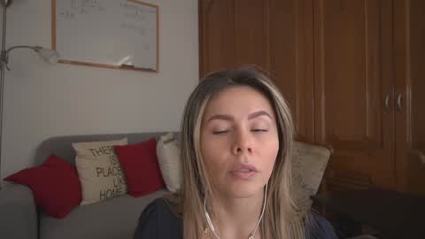 Snapshot of tinacb chatting on December 2024 02:30:02 PM tinacb online show from December 2024 02:30:02 PM