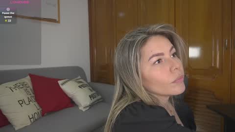 Snapshot of tinacb chatting on March 2025 12:19:02 PM tinacb online show from March 2025 12:19:02 PM
