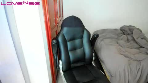 Snapshot of tinaconti chatting on February 2026 06:18:01 PM Tina online show from February 2026 06:18:01 PM