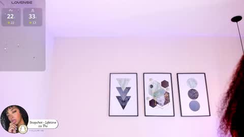 Snapshot of tinacurly chatting on November 2025 11:33:02 AM Tina online show from November 2025 11:33:02 AM