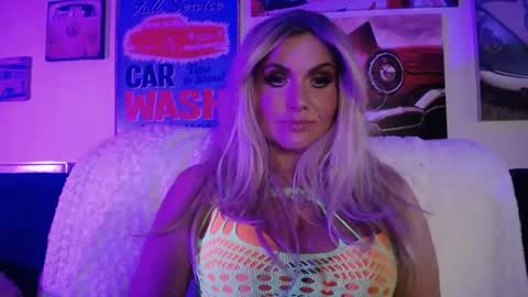 tinkerbell822 online show from March 2025 06:11:01 PM