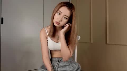 Tina online show from September 2025 08:41:02 AM