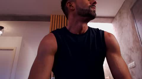 Snapshot of tinoclandestino chatting on January 2025 10:15:02 AM tinoclandestino online show from January 2025 10:15:02 AM