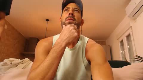 tinoclandestino online show from November 2025 11:34:02 AM