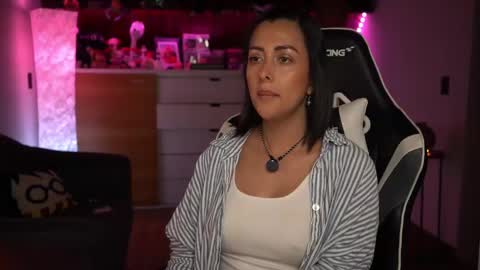 Snapshot of tiny_panther chatting on March 2025 03:59:02 AM Ana Molly online show from March 2025 03:59:02 AM