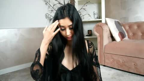 Snapshot of tinycassy chatting on May 2026 04:51:02 AM TinyCassi online show from May 2026 04:51:02 AM