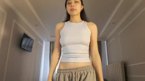 Snapshot of tinykawaii chatting on May 2026 01:58:01 AM Tina extra tips in PVT online show from May 2026 01:58:01 AM