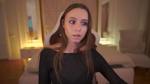 tinynataliee online show from February 2026 10:30:02 PM