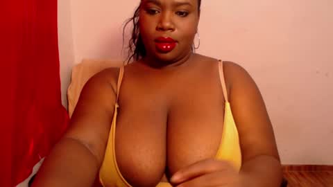 Snapshot of tisha_brown1 chatting on December 2024 12:11:02 AM Tisha online show from December 2024 12:11:02 AM