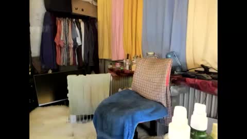 liebe es mich nackt vor der cam zu zeigen online show from October 2025 07:50:02 AM