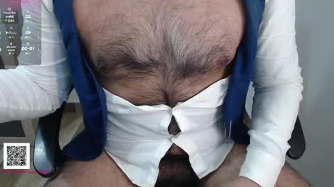 Leonel online show from December 2025 04:01:02 PM