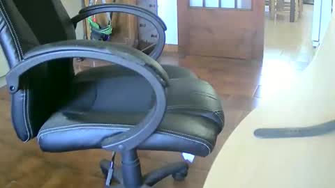 Tobiko online show from September 2025 12:18:01 PM