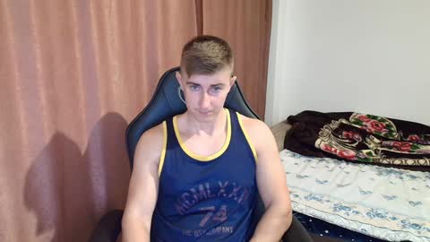 Snapshot of todhorny987 chatting on December 2024 12:07:02 PM todhorny987 online show from December 2024 12:07:02 PM