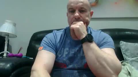 toerag69 online show from December 2024 04:09:02 PM