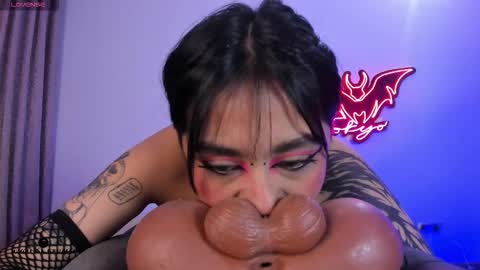 Snapshot of tokyo_444 chatting on January 2026 11:30:02 PM Independent model online show from January 2026 11:30:02 PM