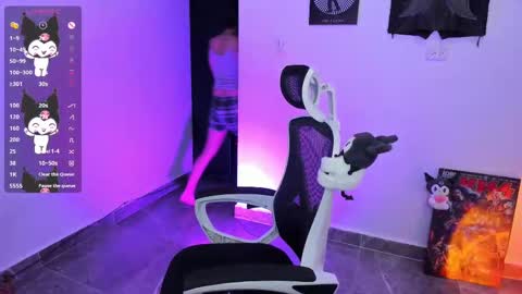 Snapshot of tokyo_uwu chatting on November 2025 02:23:02 AM sofi 3 online show from November 2025 02:23:02 AM