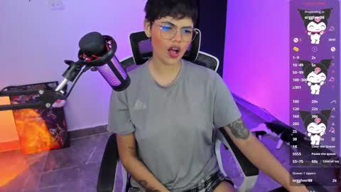 Snapshot of tokyo_uwu chatting on November 2025 12:31:01 AM sofi 3 online show from November 2025 12:31:01 AM