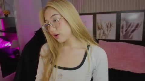 tokyoluu online show from September 2025 10:00:01 PM