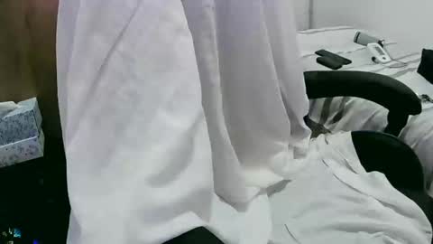 tolon408472 online show from February 2025 12:51:01 AM