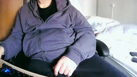 tolon408472 online show from February 2025 12:33:02 PM