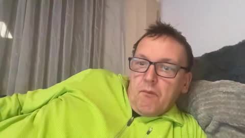 Snapshot of tom6644 chatting on February 2026 05:17:02 PM Tom online show from February 2026 05:17:02 PM