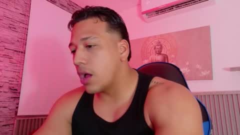 Tom muscle1 online show from January 2026 12:07:02 PM