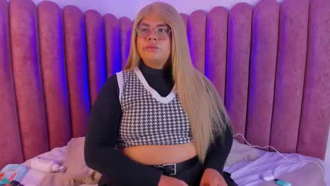 Tom Silver  online show from September 2025 08:38:01 AM