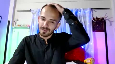 tomas gerauld. make me happy with 10000 tokens online show from December 2024 02:53:01 AM