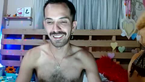 tomas gerauld. make me happy with 10000 tokens online show from March 2026 05:08:02 AM