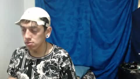 tomas_turbado_ online show from July 2026 07:00:01 AM