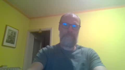 Snapshot of tomasmilian77 chatting on December 2025 06:14:02 PM Tomas Milian online show from December 2025 06:14:02 PM
