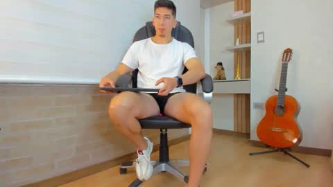 Tom Bardem online show from January 2026 07:17:02 PM