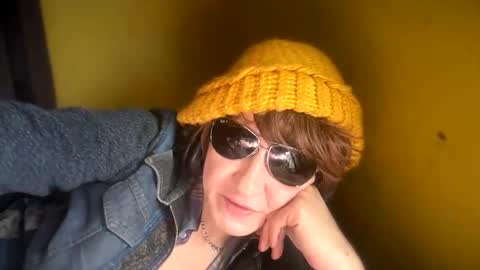 Snapshot of tomboy_titties chatting on January 2025 07:32:01 PM tomboy_titties online show from January 2025 07:32:01 PM