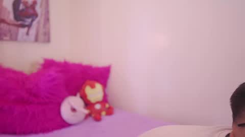 Snapshot of tomboy_tommy chatting on July 2026 01:04:01 PM Tommy online show from July 2026 01:04:01 PM