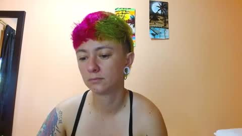 Snapshot of tomboyblue chatting on August 2026 07:23:02 PM Blue online show from August 2026 07:23:02 PM
