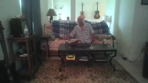 sirmuggsalot online show from November 2025 07:04:02 PM