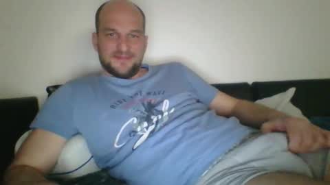 Snapshot of tome55555 chatting on February 2026 09:32:02 PM tome55555 online show from February 2026 09:32:02 PM