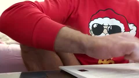 tomgas02 online show from December 2025 01:10:01 AM