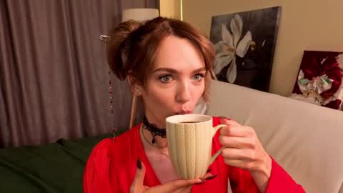 Lana online show from July 2026 07:10:02 PM