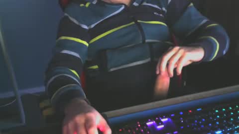 tomin3m online show from February 2025 05:04:02 PM