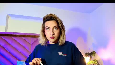   online show from September 2025 12:17:02 PM