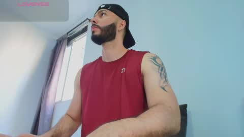 Snapshot of tommel_bailey chatting on May 2026 12:20:01 PM Tommel Bailey online show from May 2026 12:20:01 PM