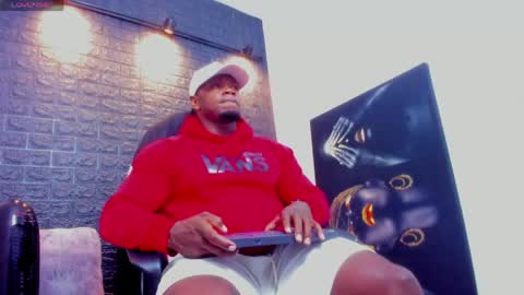 Tom Mike online show from April 2026 04:01:01 AM