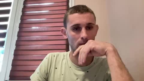 tommilovee online show from May 2026 09:26:02 AM