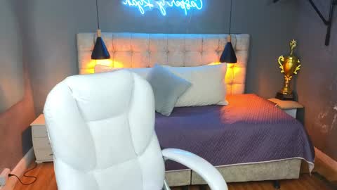 Tommy  online show from March 2025 07:03:01 AM